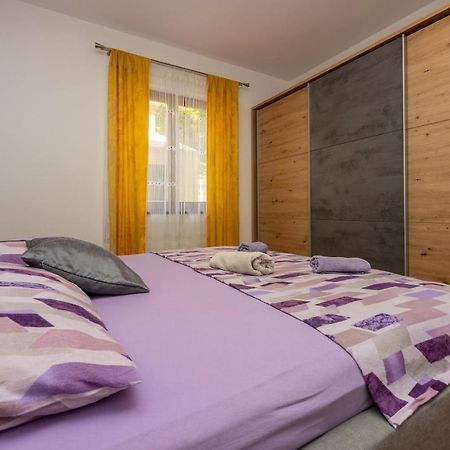 Apartments Lilin Crikvenica Buitenkant foto