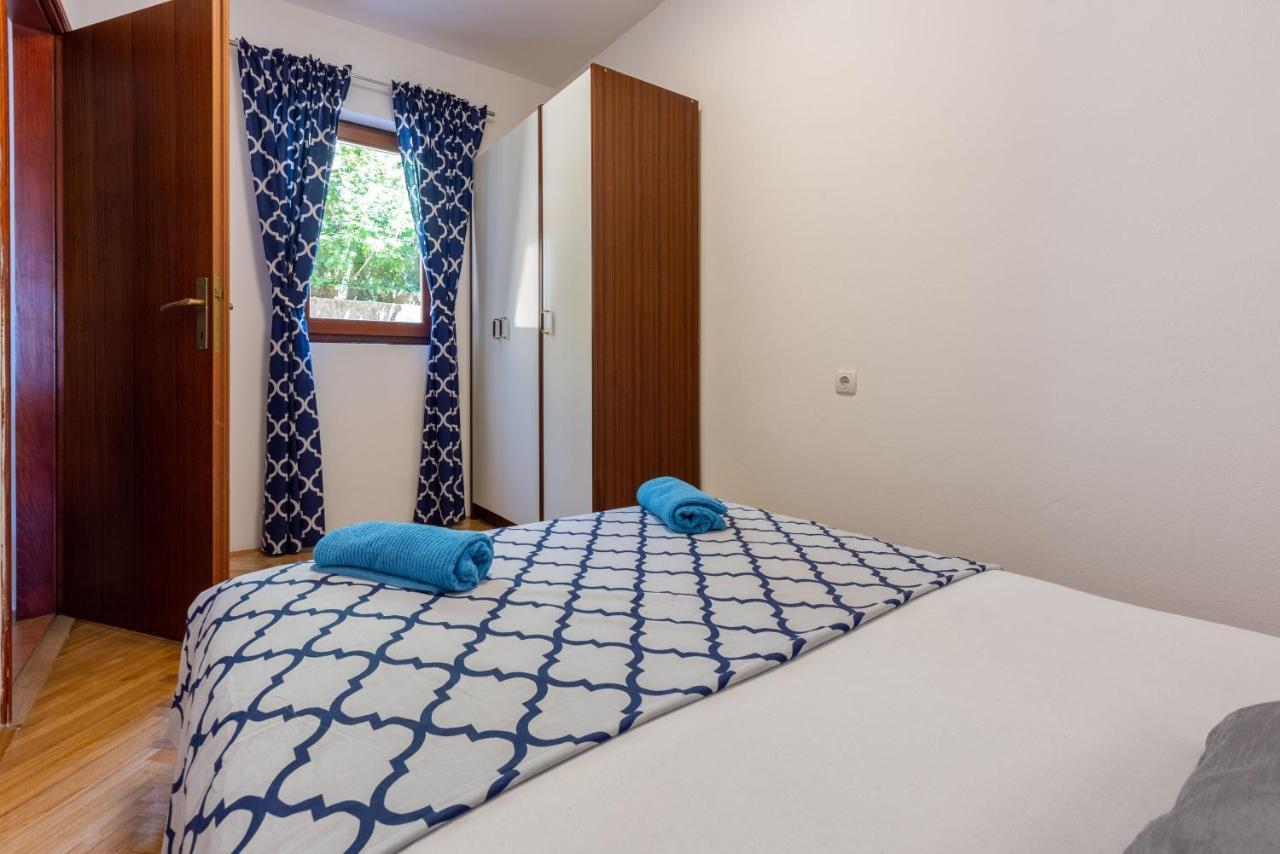 Apartments Lilin Crikvenica Buitenkant foto