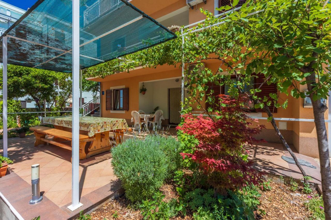 Apartments Lilin Crikvenica Buitenkant foto