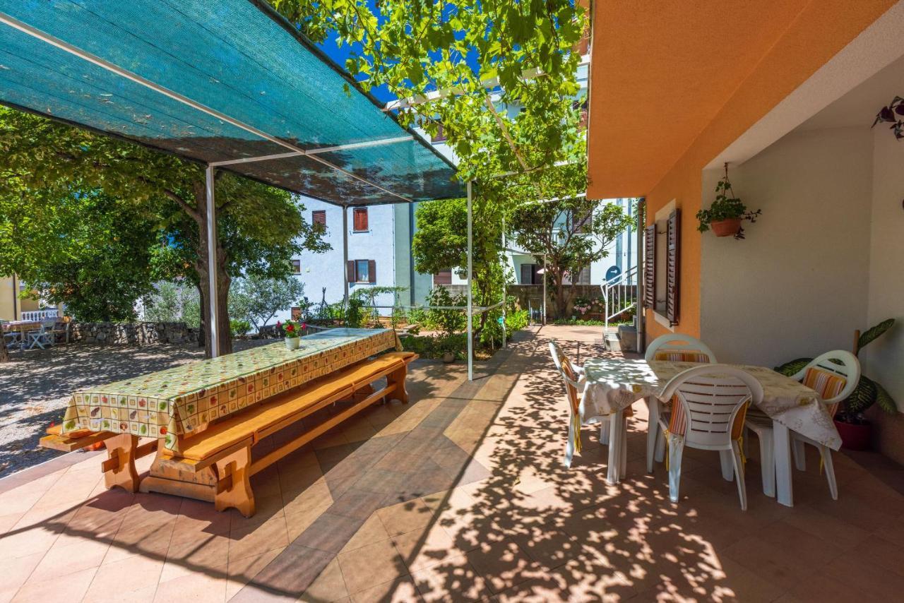 Apartments Lilin Crikvenica Buitenkant foto