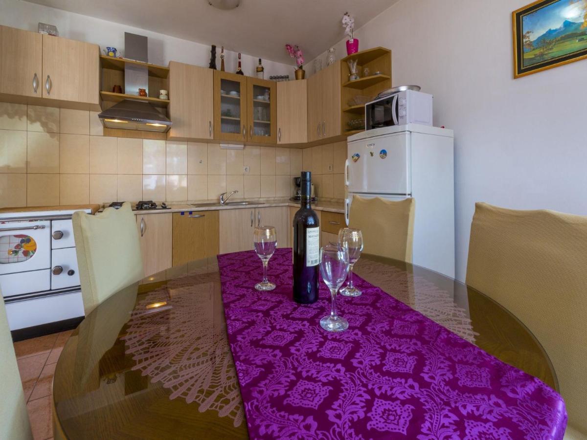 Apartments Lilin Crikvenica Buitenkant foto