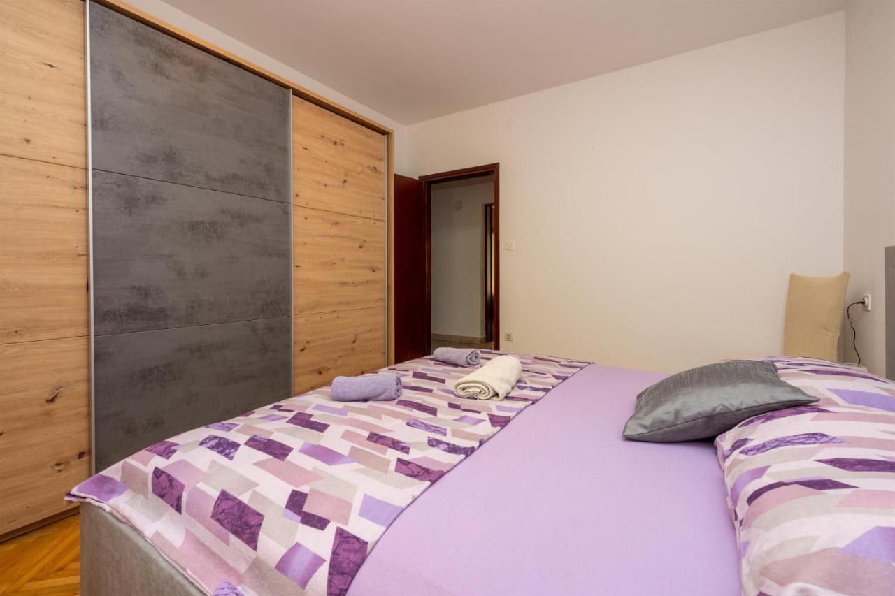 Apartments Lilin Crikvenica Buitenkant foto