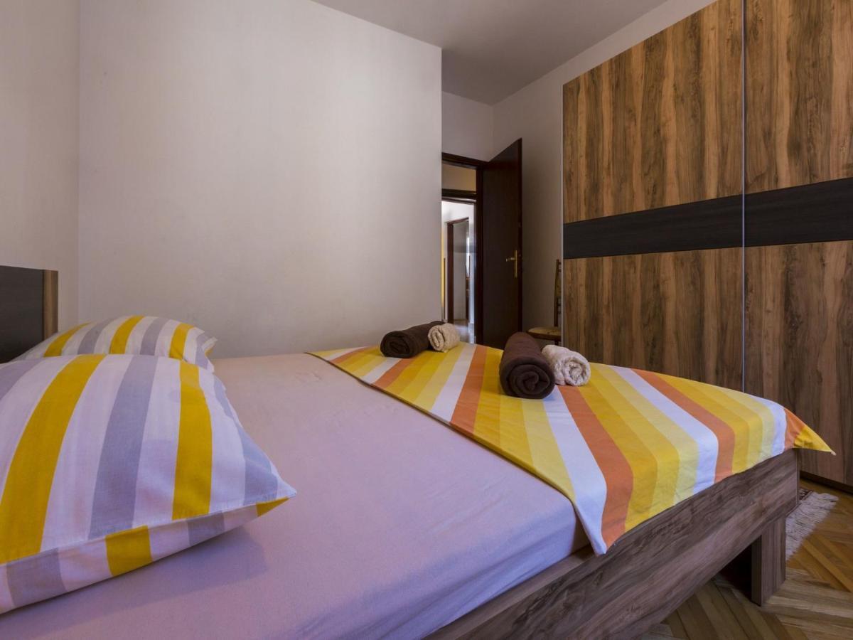 Apartments Lilin Crikvenica Buitenkant foto